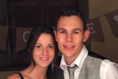 Felicita els teus familiars i amics pel seu aniversari, sant, casament enviant fotos a cercle@segre.com