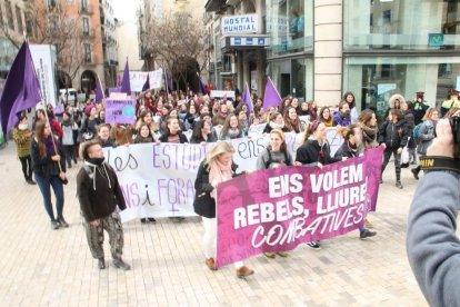 Protestas en el marco de una huelga feminista pionera.