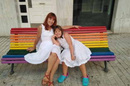 Felicita els teus familiars i amics pel seu aniversari, sant, casament enviant fotos a cercle@segre.com