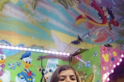 Felicita els teus familiars i amics pel seu aniversari, sant, casament enviant fotos a cercle@segre.com