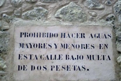 Fotos de cartells, senyals de trànsit o notificacions divertides.