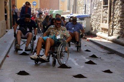 El certamen de teatre al carrer celebra la 39a edició.
