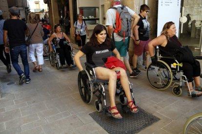 El certamen de teatre al carrer celebra la 39a edició.