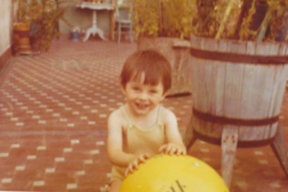 Felicita els teus familiars i amics pel seu aniversari, sant, casament enviant fotos a cercle@segre.com