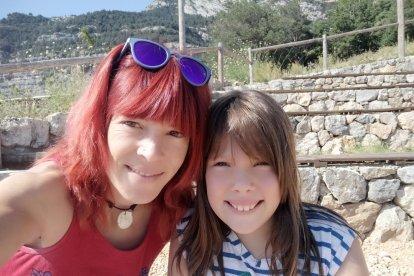 Felicita els teus familiars i amics pel seu aniversari, sant, casament enviant fotos a cercle@segre.com