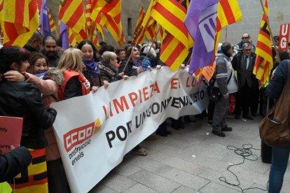Protestes en el marc d'una vaga feminista pionera.