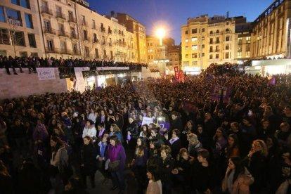 Protestes en el marc d'una vaga feminista pionera.