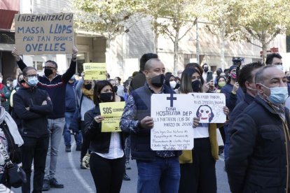 Hostaleria hace llegar su malestar a la Generalitat, después de pérdidas millonarias, y exige equilibrio entre salud y economía