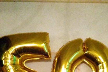 Felicita els teus familiars i amics pel seu aniversari, sant, casament enviant fotos a cercle@segre.com