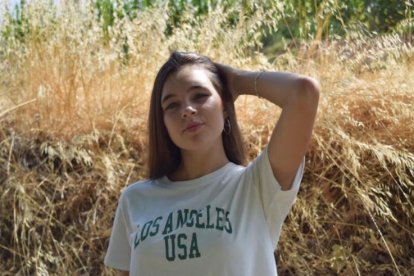 Felicita els teus familiars i amics pel seu aniversari, sant, casament enviant fotos a cercle@segre.com