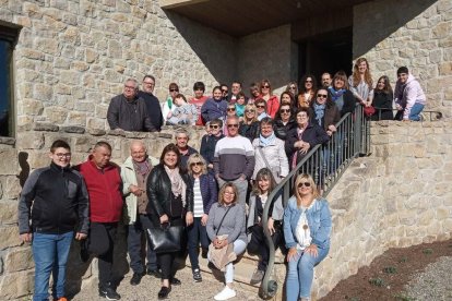 Felicita els teus familiars i amics pel seu aniversari, sant, casament enviant fotos a cercle@segre.com