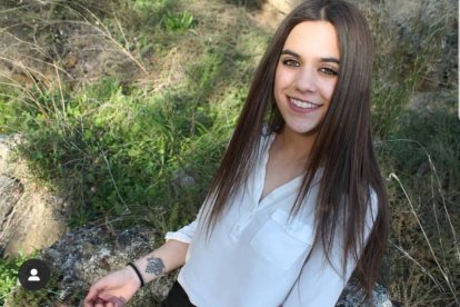 Felicita els teus familiars i amics pel seu aniversari, sant, casament enviant fotos a cercle@segre.com