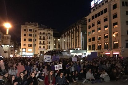Jornada con dos manifestaciones por falta de un acuerdo entre los colectivos feministas Marea Lila y la Coordinadora del 8-M.