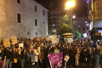 Jornada con dos manifestaciones por falta de un acuerdo entre los colectivos feministas Marea Lila y la Coordinadora del 8-M.