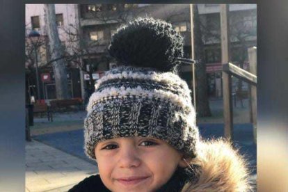 Felicita els teus familiars i amics pel seu aniversari, sant, casament enviant fotos a cercle@segre.com