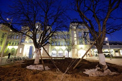 Magdalena Altisent i Òscar Mirón