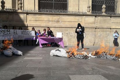 Actos y manifestaciones por todo el territorio leridano