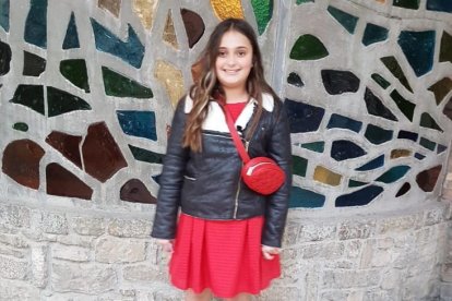 Felicita els teus familiars i amics pel seu aniversari, sant, casament enviant fotos a cercle@segre.com