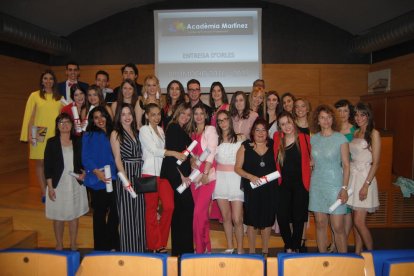 Felicita els teus familiars i amics pel seu aniversari, sant, casament enviant fotos a cercle@segre.com