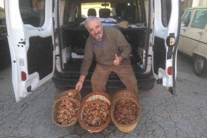 Rovellons, ceps, fredolics,...envia'ns fotos de la teva sortida al bosc.