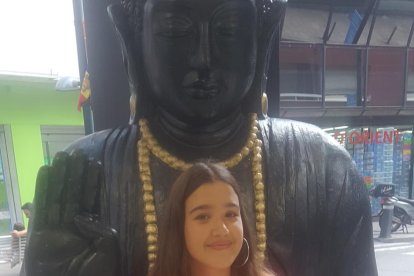 Felicita els teus familiars i amics pel seu aniversari, sant, casament enviant fotos a cercle@segre.com