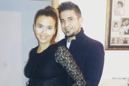 Felicita els teus familiars i amics pel seu aniversari, sant, casament enviant fotos a cercle@segre.com