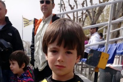 Felicita els teus familiars i amics pel seu aniversari, sant, casament enviant fotos a cercle@segre.com