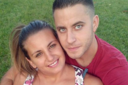 Felicita els teus familiars i amics pel seu aniversari, sant, casament enviant fotos a cercle@segre.com