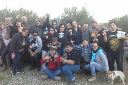 Felicita els teus familiars i amics pel seu aniversari, sant, casament enviant fotos a cercle@segre.com