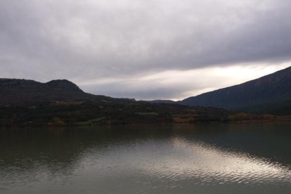 Les fulles cauen, arriba la boira i comença a fer fred.