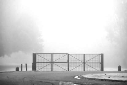 Les fulles cauen, arriba la boira i comença a fer fred.