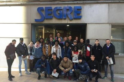 Felicita els teus familiars i amics pel seu aniversari, sant, casament enviant fotos a cercle@segre.com