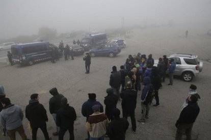 Corte de la A-2, marchas lentas y manifestación