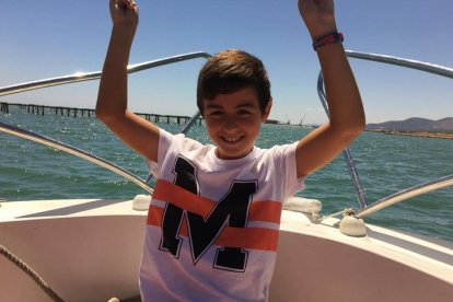 Felicita els teus familiars i amics pel seu aniversari, sant, casament enviant fotos a cercle@segre.com