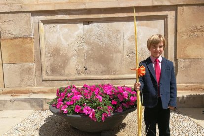 Felicita els teus familiars i amics pel seu aniversari, sant, casament enviant fotos a cercle@segre.com