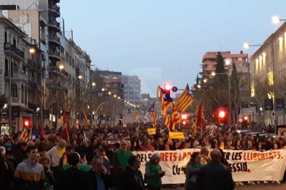 Manifestaciones al mediodía y por la tarde en localidades de Lleida contra el juicio del 'proceso'