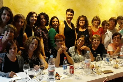 Felicita els teus familiars i amics pel seu aniversari, sant, casament enviant fotos a cercle@segre.com