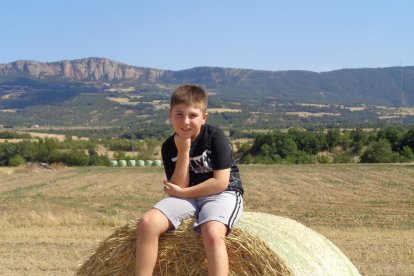 Felicita els teus familiars i amics pel seu aniversari, sant, casament enviant fotos a cercle@segre.com