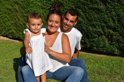 Felicita els teus familiars i amics pel seu aniversari, sant, casament enviant fotos a cercle@segre.com