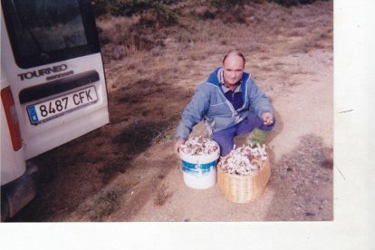 Felicita els teus familiars i amics pel seu aniversari, sant, casament enviant fotos a cercle@segre.com