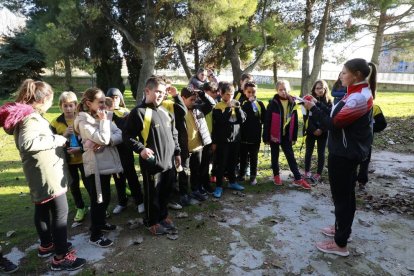 La deportista checa Verónika Kubínová, con medallas de oro en campeonatos europeos y del mundo de orientación en BTT, ha trabajado como auxiliar de conversación dentro del proyecto lingüístico Meridio de este colegio leridano.
