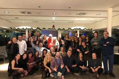 Felicita els teus familiars i amics pel seu aniversari, sant, casament enviant fotos a cercle@segre.com