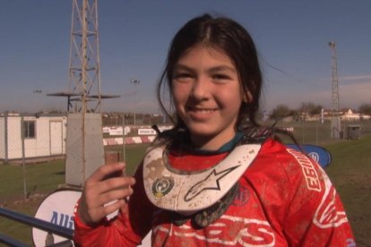Marc Màrquez, ahir amb els nens del seu campus al circuit de Rufea.