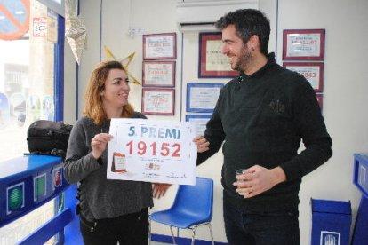 La pastisseria Rosita de Castellserà va repartir 10.000 euros amb el número 73348, comprat a Ivars.