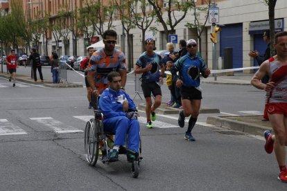 La carrera contaba con dos circuitos, uno de diez kilómetros y otro de cinco.