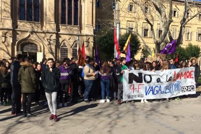 Seguiment desigual de la vaga d'estudiants a Secundaria