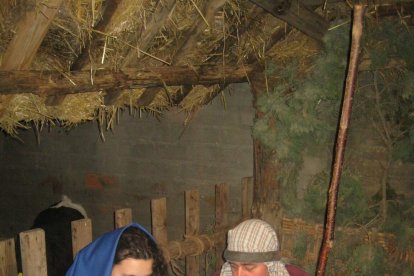 El Pessebre Vivent del barrio de Magraners, en Lleida, cerró ayer la edición de este año con 3.000 visitantes, mientras Linyola estrenó su temporada de representaciones.