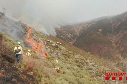 El perímetre del foc fa 10 quilòmetres.