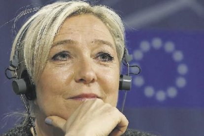 La cancellera alemanya Angela Merkel es presenta a la reelecció.