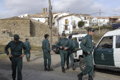 Miguel Grima, alcalde de Fago el 2007, i el condemnat pel seu assassinat, Santiago Mainar.